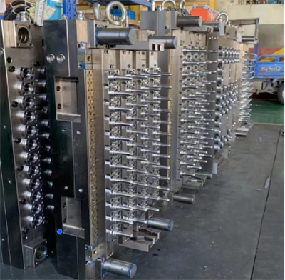 Katere so različne vrste struktur PET predoblikovanih kalupov?